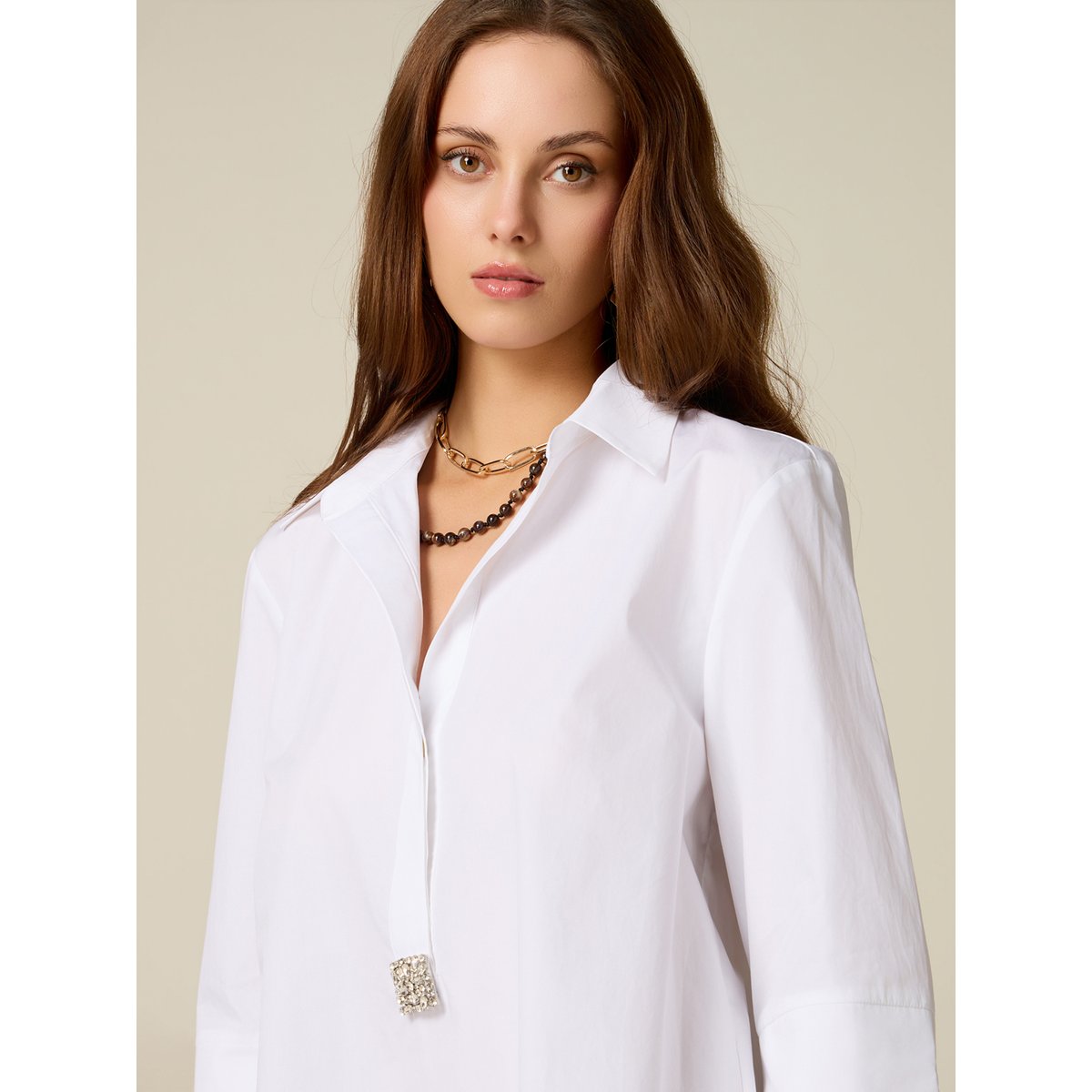 Chemise oversize avec détail bijou blanc, OLTRE