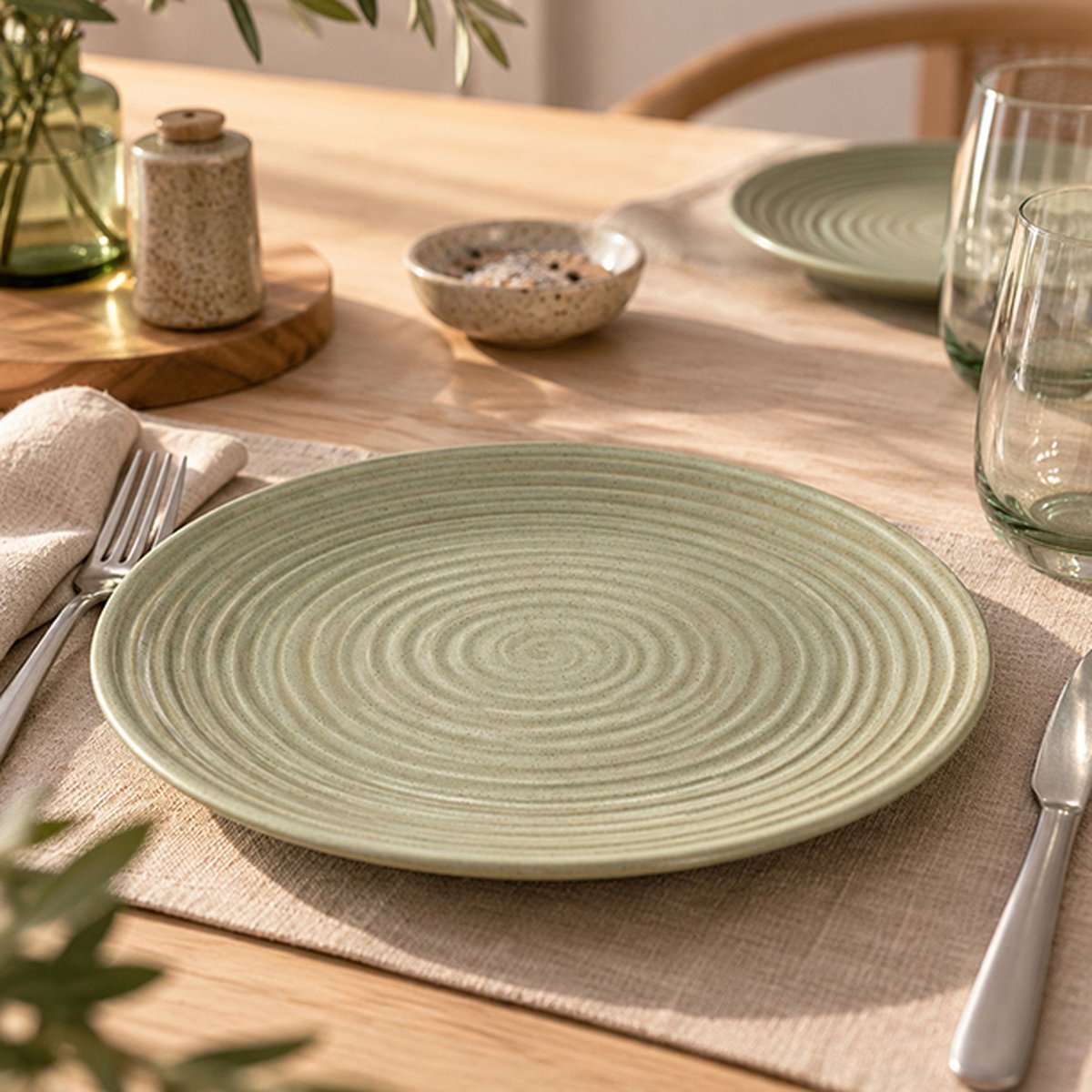 Lot de 6 assiettes plates 27cm en grès, TURBOLINO vert, NOVASTYL