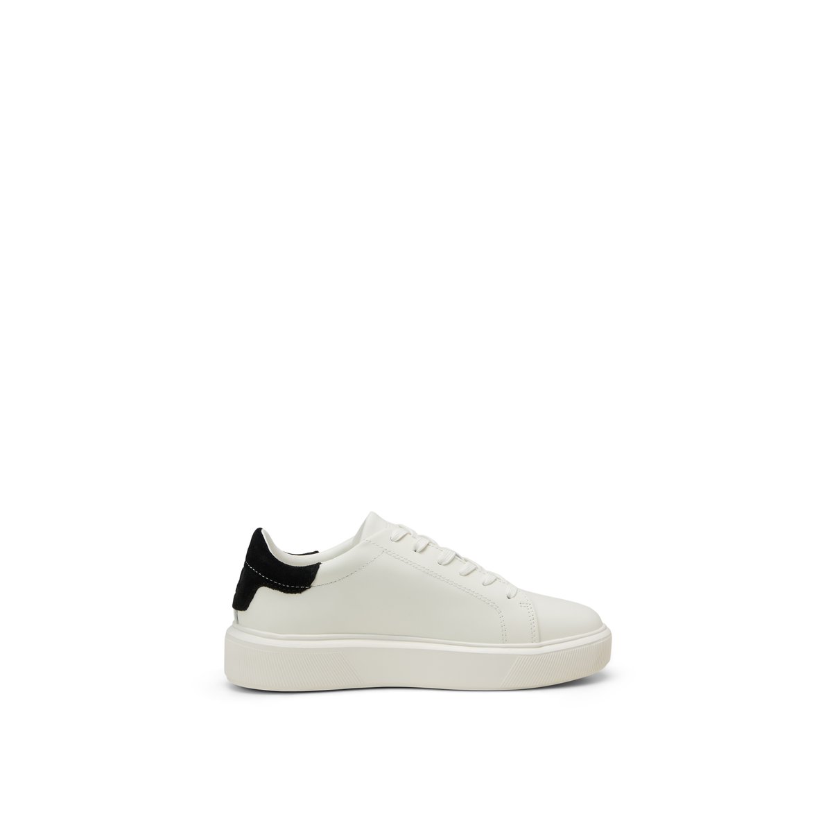 Baskets Modèle Kaira en cuir de vache noble blanc/noir, MARC O'POLO