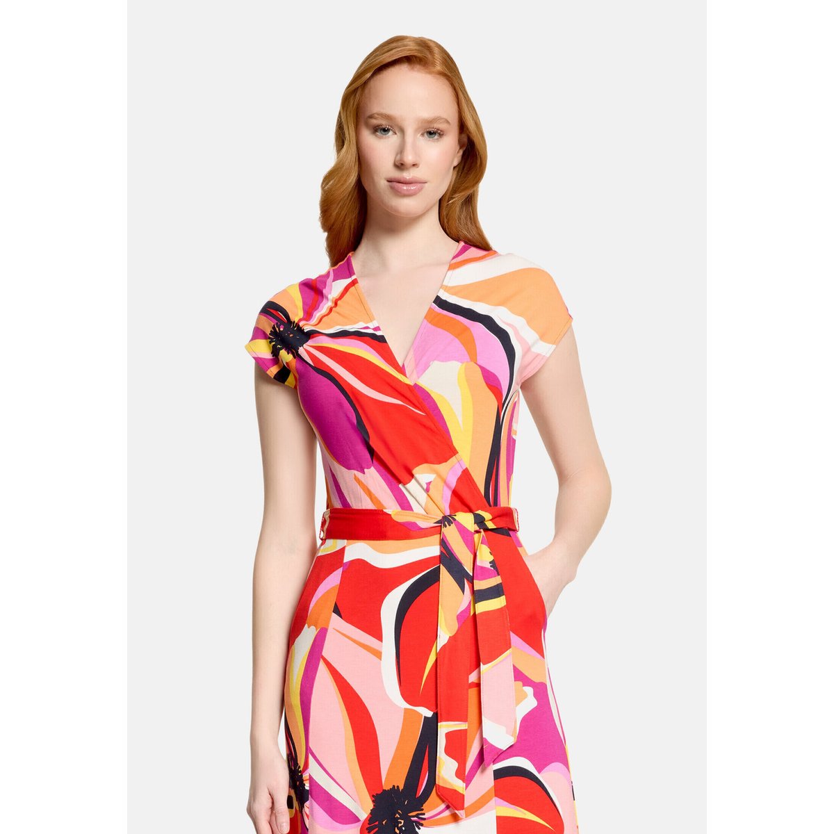 Robe en jersey à imprimé à fleurs red/pink, BETTY BARCLAY