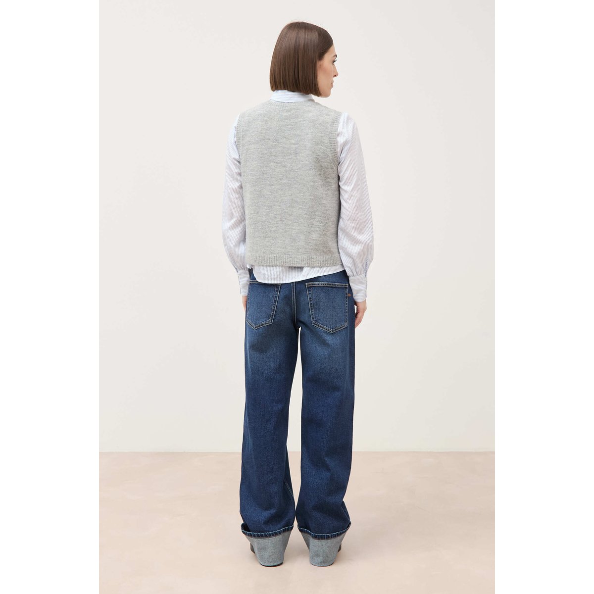Pull droit court sans manches col rond gris, BONOBO