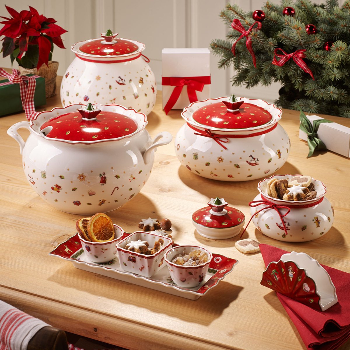 Soupière TOY'S DELIGHT rouge, VILLEROY & BOCH