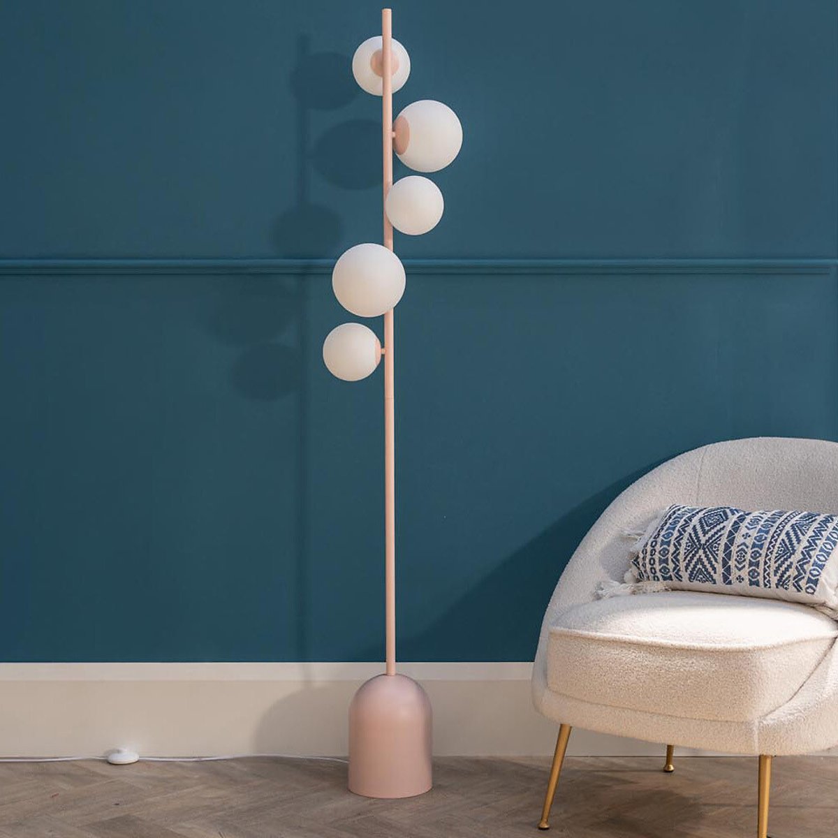 Marion 5-Light Floor Lamp in Blush Pink pink, SO'HOME