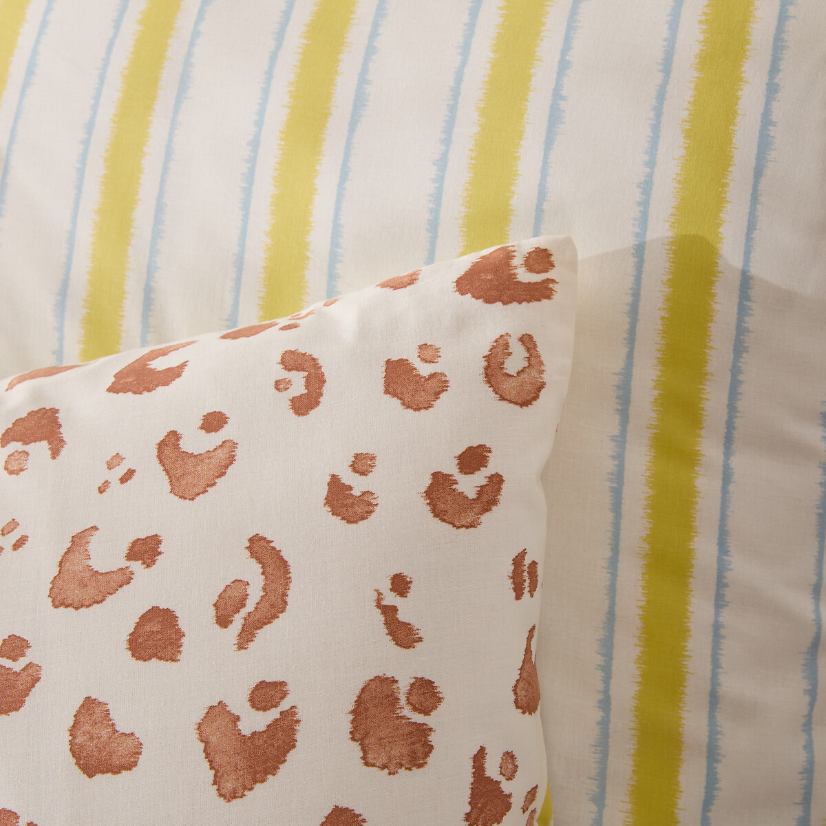 Funda de almohada de algodón, estampado de leopardo en el reverso, JAVAD imprimé léopard/rayures, LA REDOUTE INTERIEURS