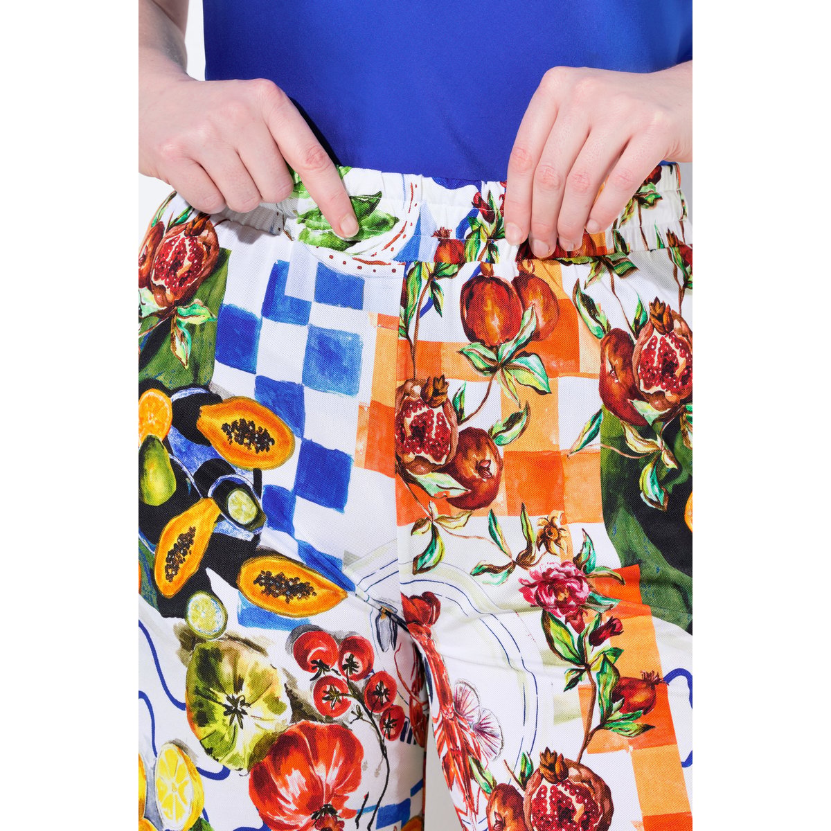 Pantalon au tombé fluide. Jambe large et bleu cobalt, ULLA POPKEN