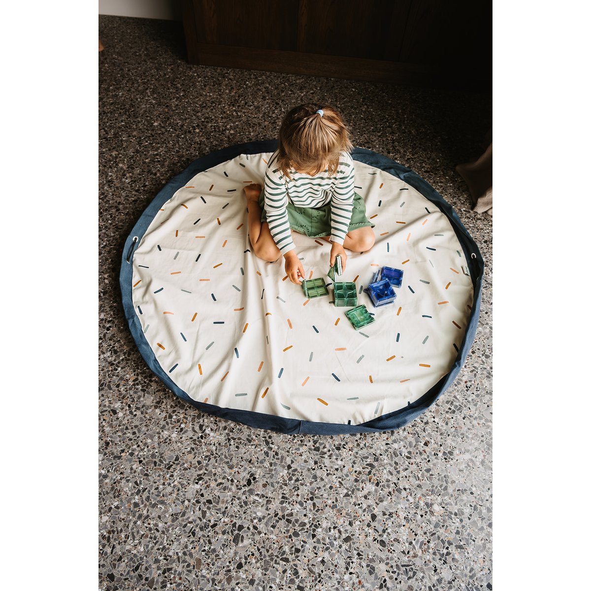 play&go - tapis de jeu & sac à jouets - confetti multicolor, PLAY ET GO