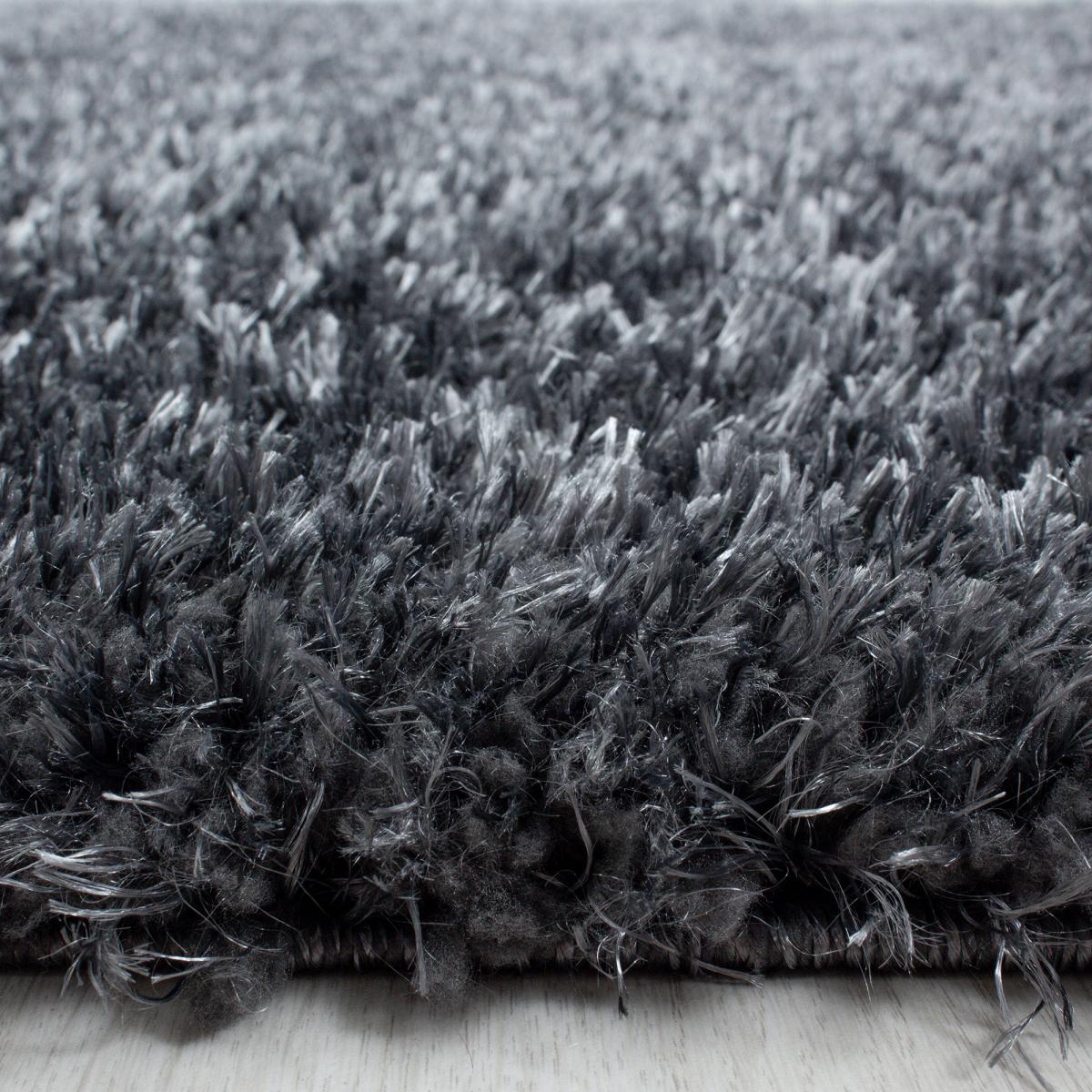 Tapis longs poils shaggy tissé motif uni UNI A gris, UN AMOUR DE TAPIS
