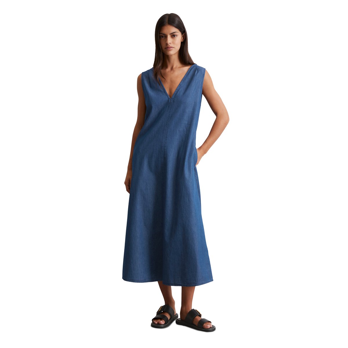 Robe en denim sans manches flared avec TENCEL™ Lyocell bleu moyen, MARC O'POLO
