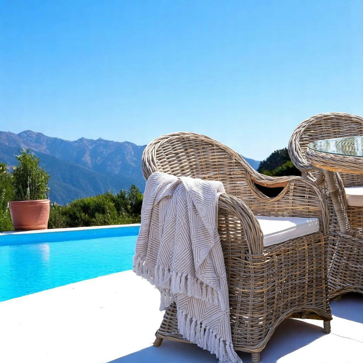 Fauteuil de jardin en rotin gris avec coussin d'assise MENDOZA gris, PIER IMPORT