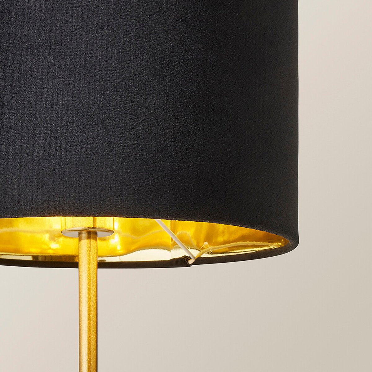 Chrissy Gold Palm Leaf Table Lamp with Velvet Drum Shade black, SO'HOME