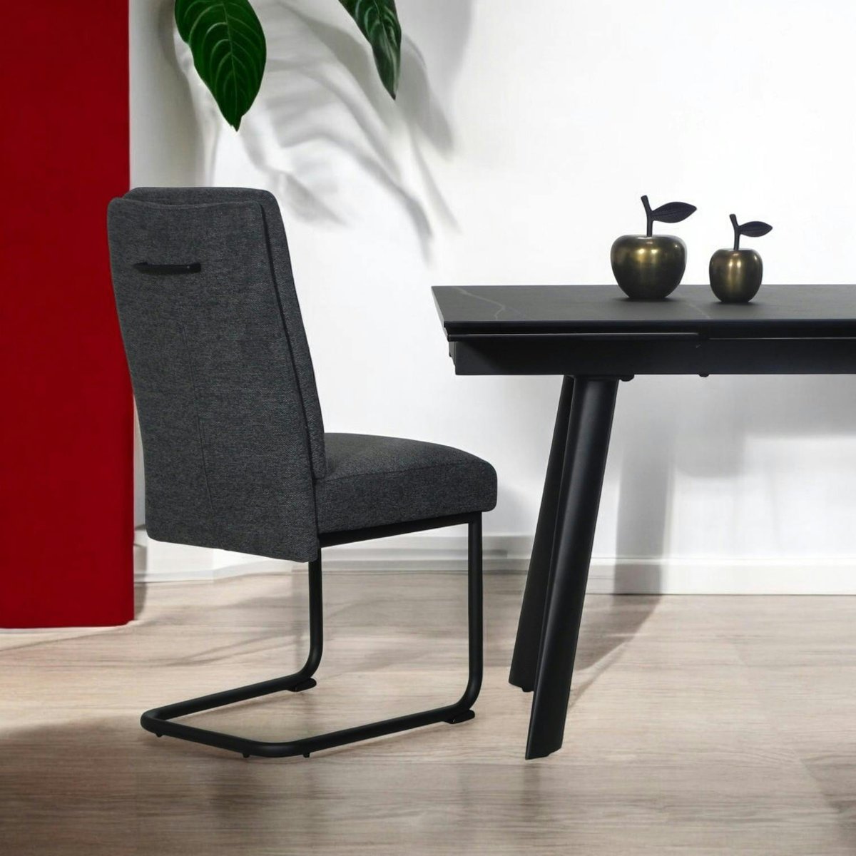 Chaise à dossier haut en tissu anthracite (lot de 2) LOMBARDIE anthracite, PIER IMPORT