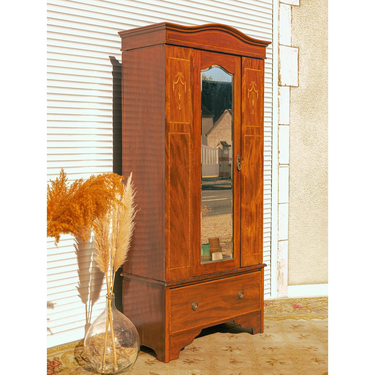 Armoire élégante avec miroir Blandine N°491 - Bon état marron, DEBONGOUT