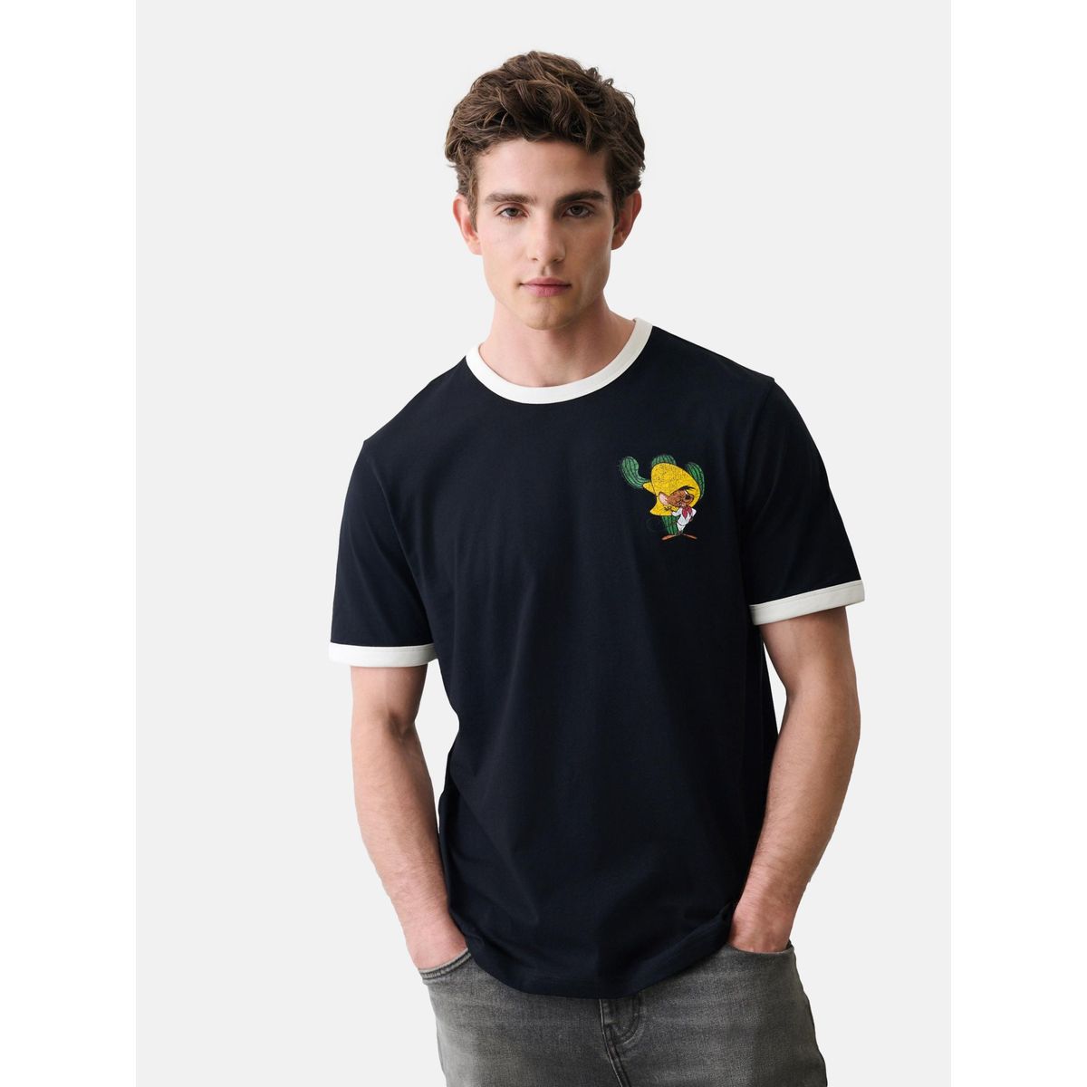 T-shirt léger à bord contrastant looney tunes noir, NEXT