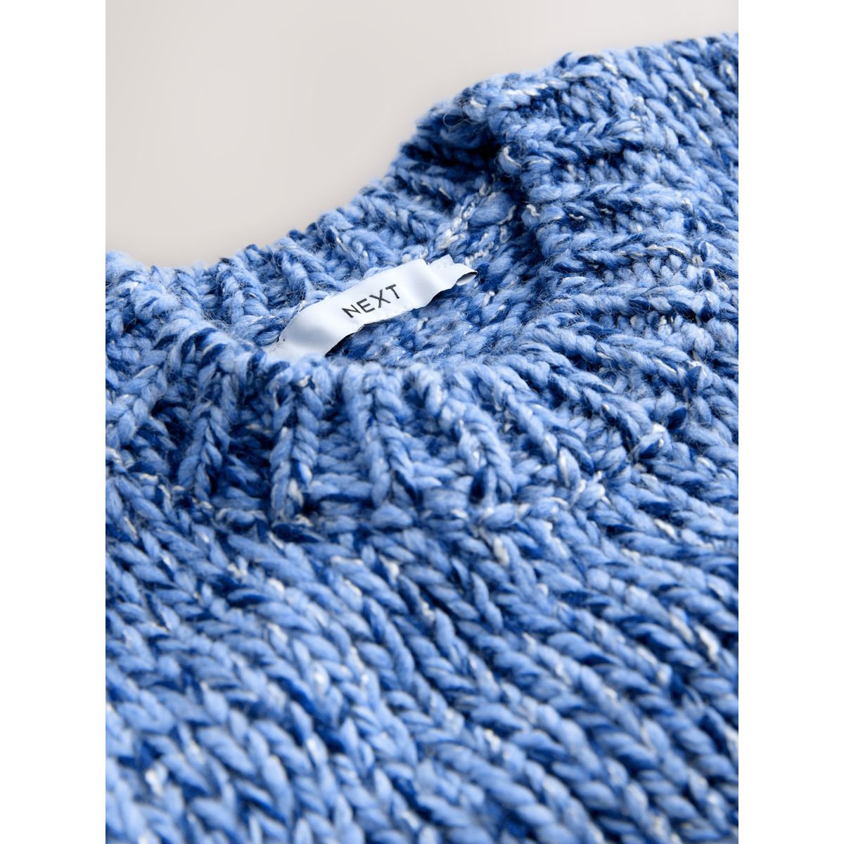 T-shirt torsadé à manches mi-longues en laine bleu multi, NEXT