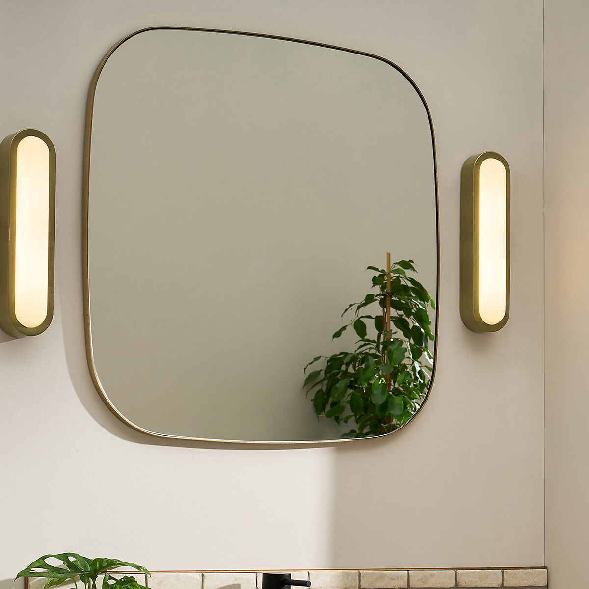 MADE.COM Nura Flush Wall Light aged brass, MADE