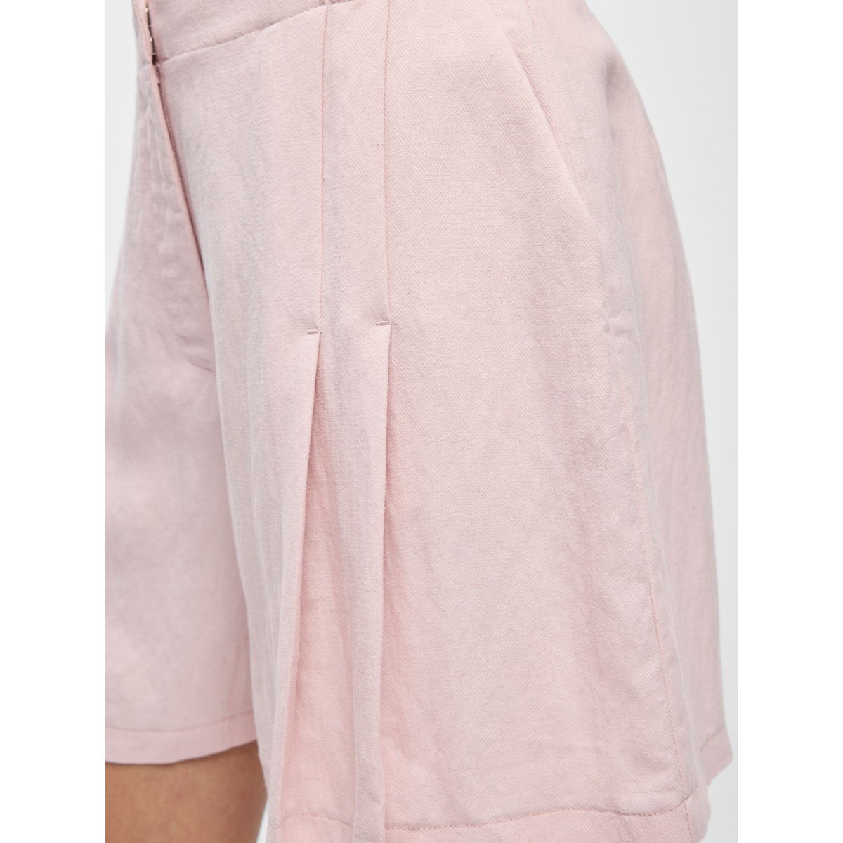 Short pale lilac, OBJECT