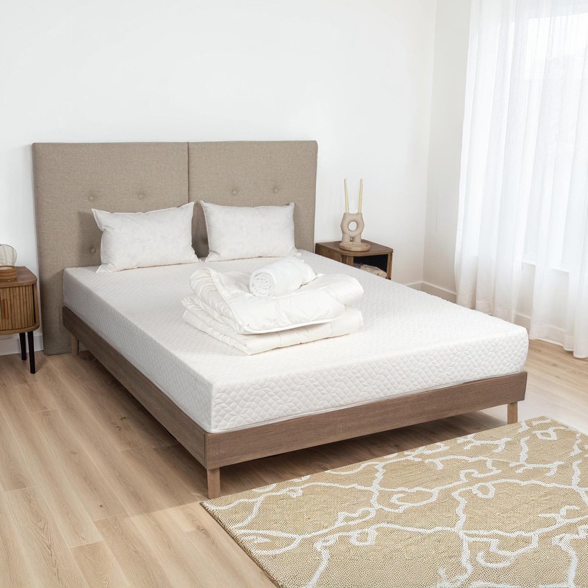 Pack Couette, Oreillers, Protège-matelas DOUX SOMMEIL couleur unique, BELLECOUR