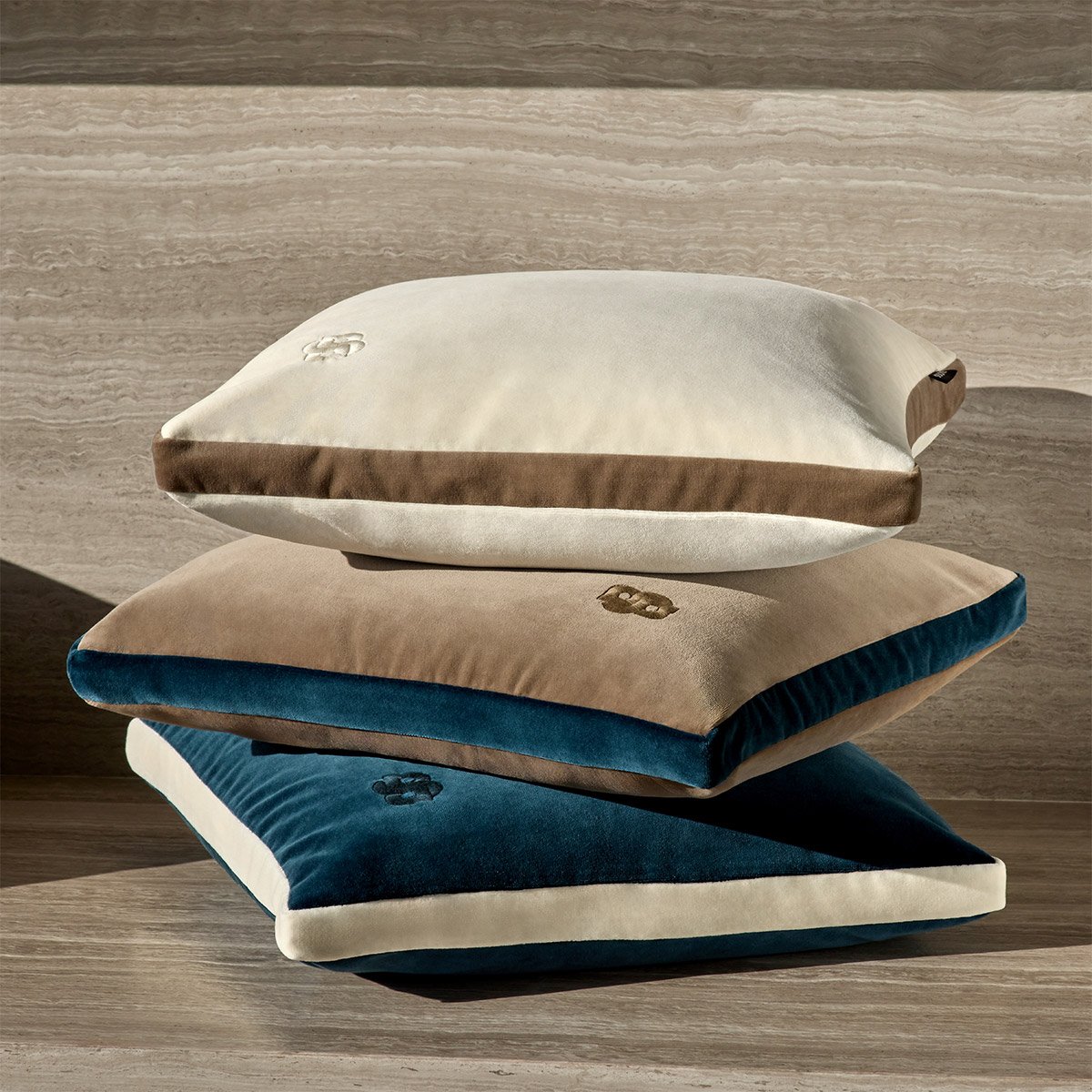 Housse de coussin en velours marron, B VELVET camel, BOSS HOME