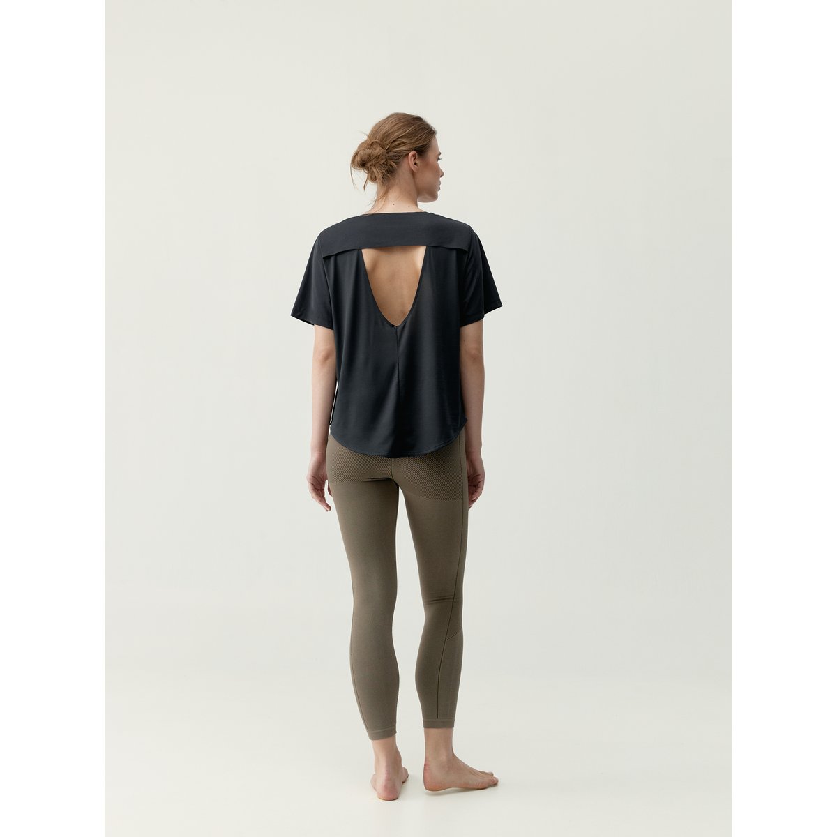 T-shirt de sport femme Bambu Manches courtes noir profond, BORN