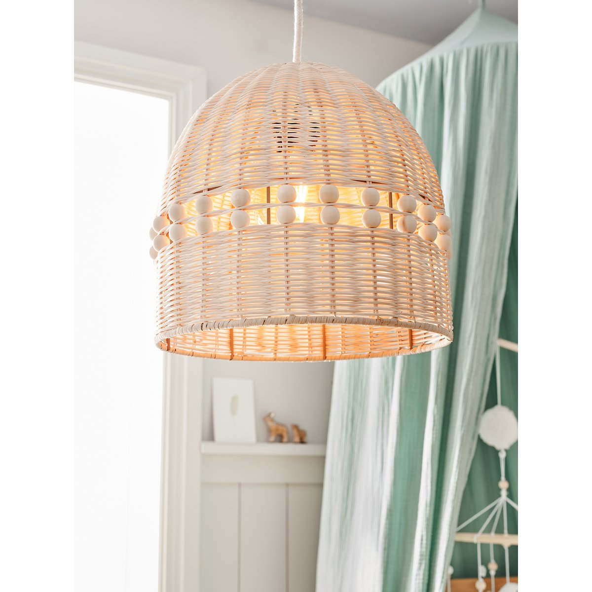 Abat-jour rotin avec boules en bois beige doré, VERTBAUDET