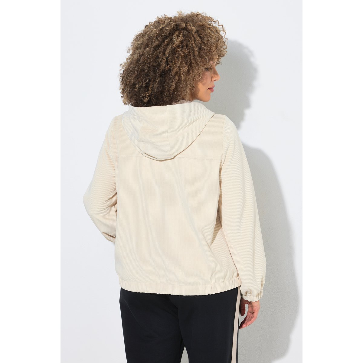 Veste en velours côtelé, coupe en A, capuche vanille, ULLA POPKEN