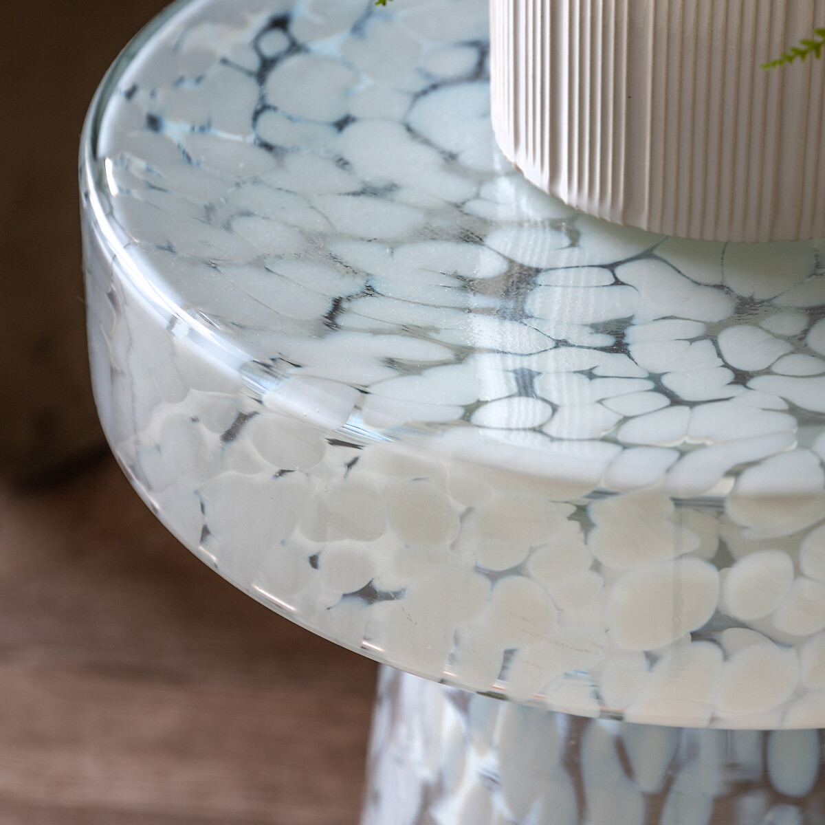 Mendoza Mottled Glass Pedestal Side Table white/transparent, SO'HOME