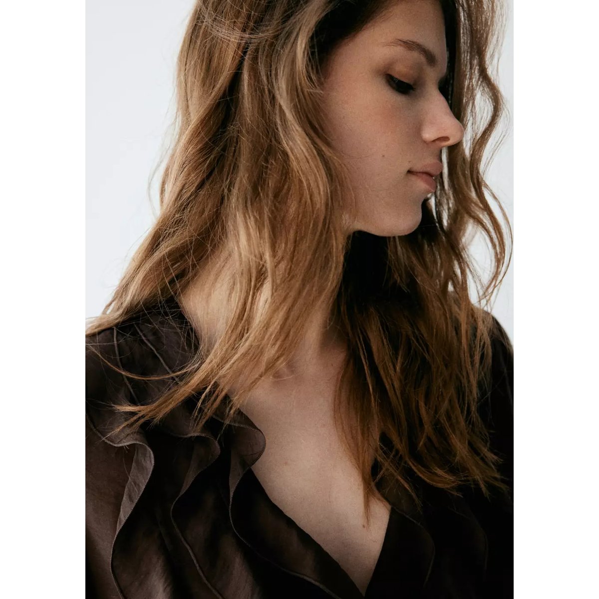 Blouse Lyocell volants marron, MANGO