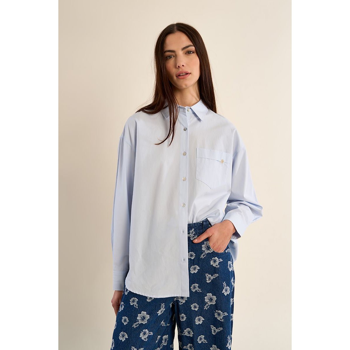 Chemise droite à trèfle brodé light blue, MOLLY BRACKEN