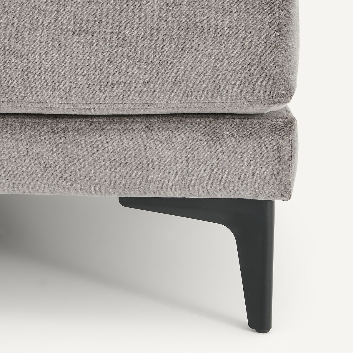 Repose-pieds en velours stone, MODERNISTE gris souris, EMMANUEL GALLINA X AM.PM