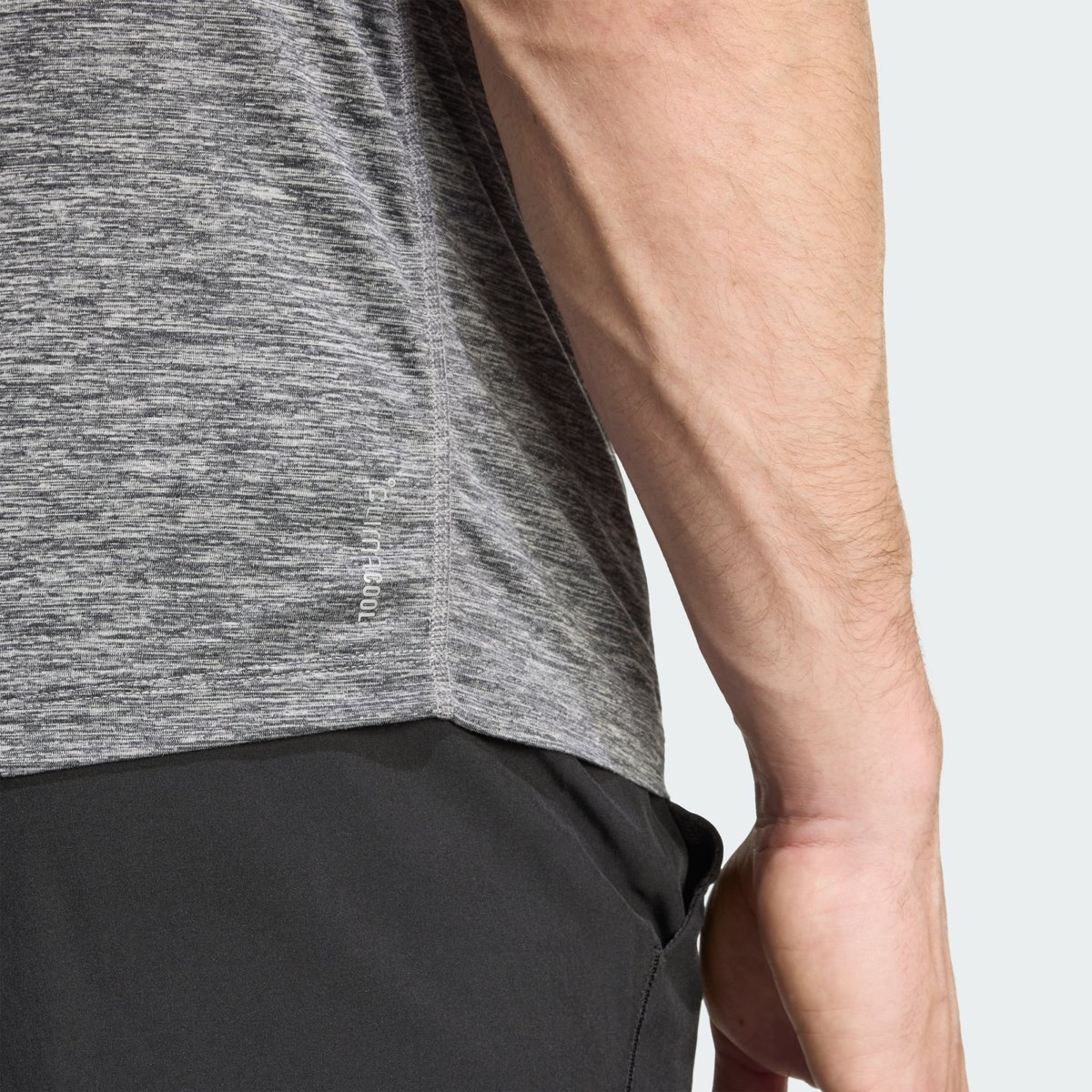 T-Shirt Own The Run Melange black / grey three mel, adidas Performance