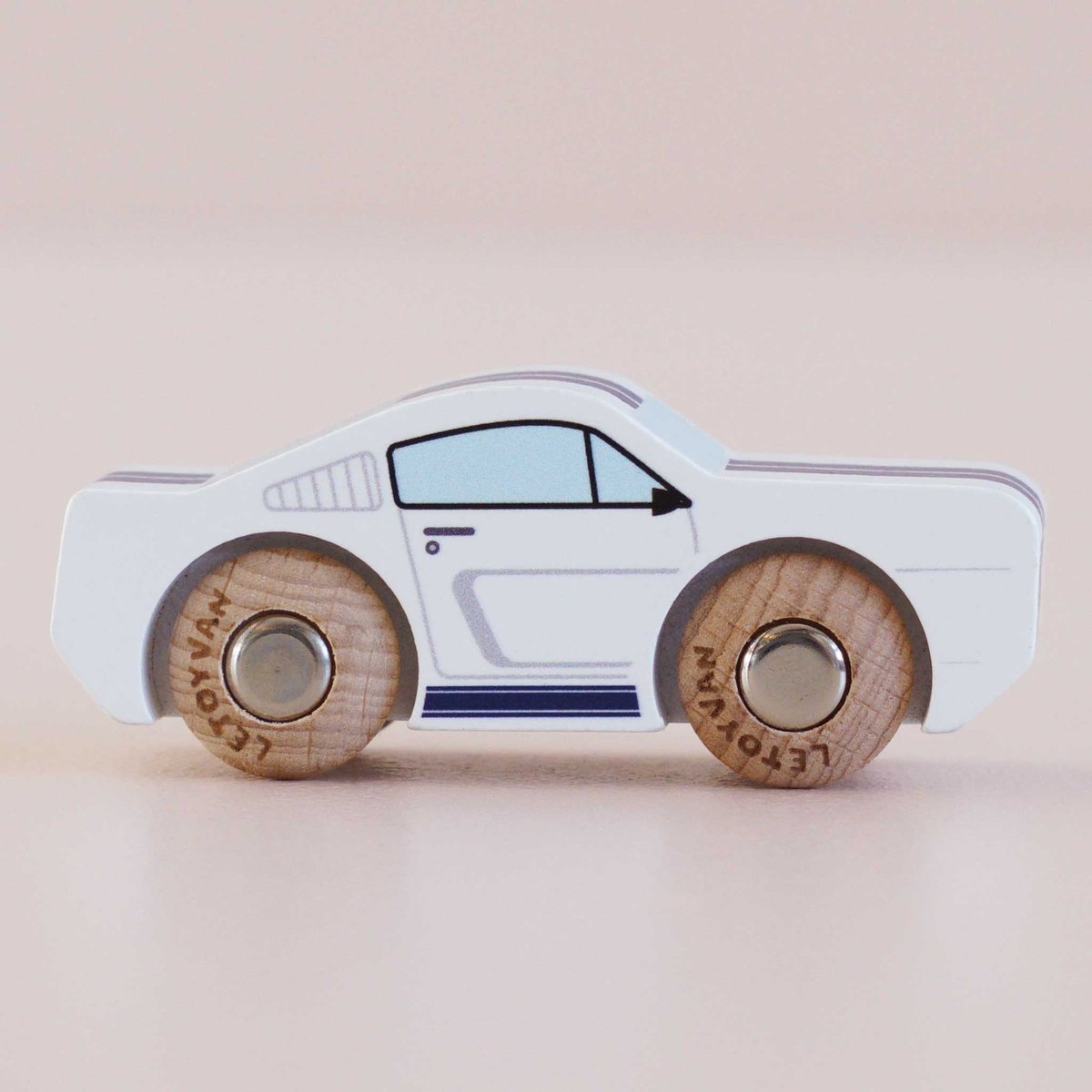 Voiture Maverick No 17 blanc, LE TOY VAN