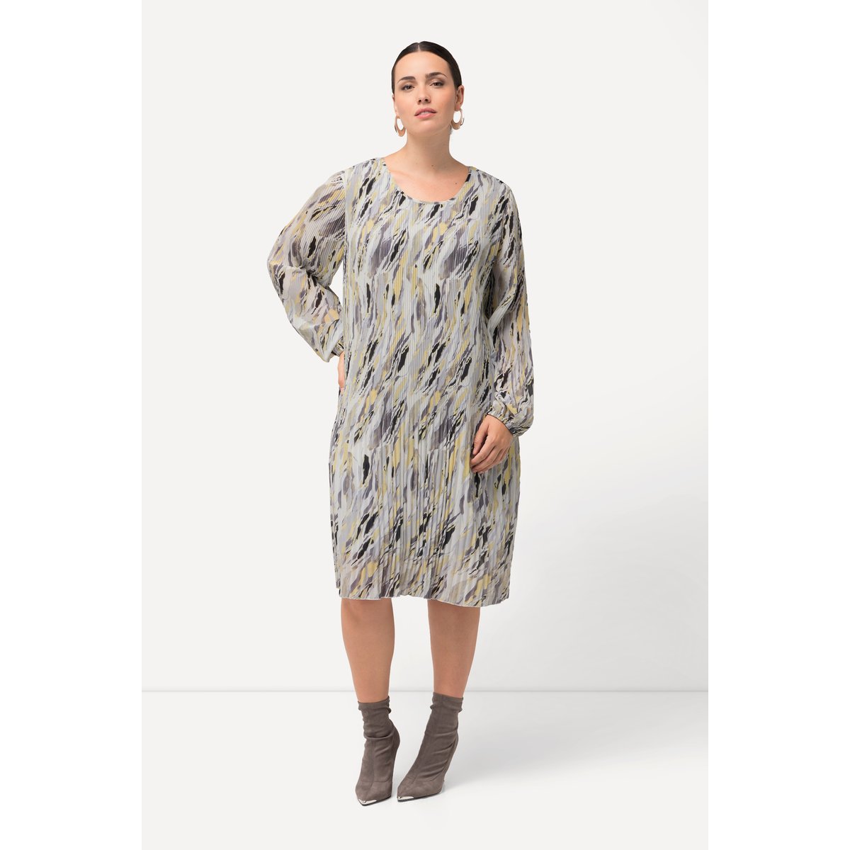 Robe plissée gris clair, ULLA POPKEN
