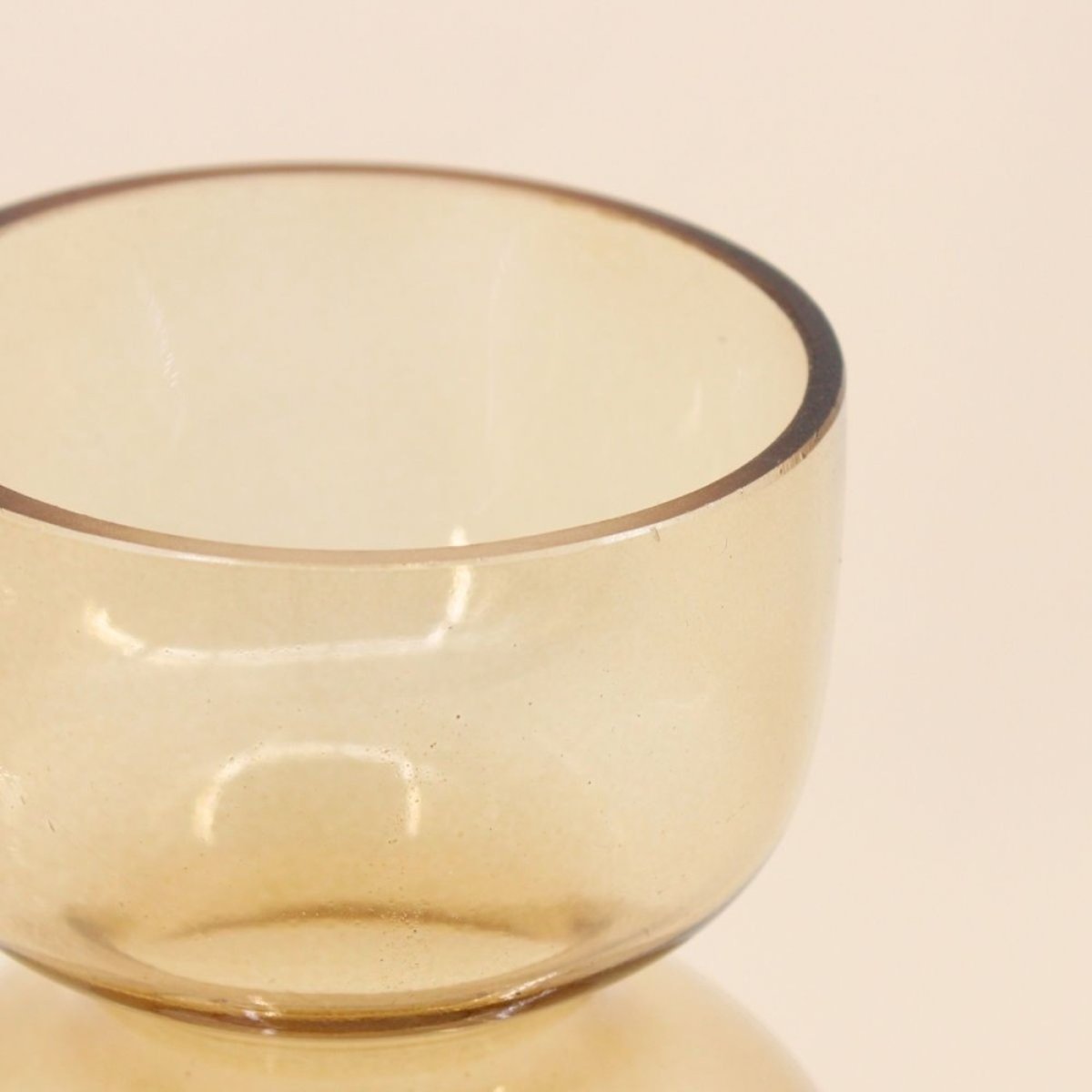 Vase design en verre, H26cm jaune, ORNAMI
