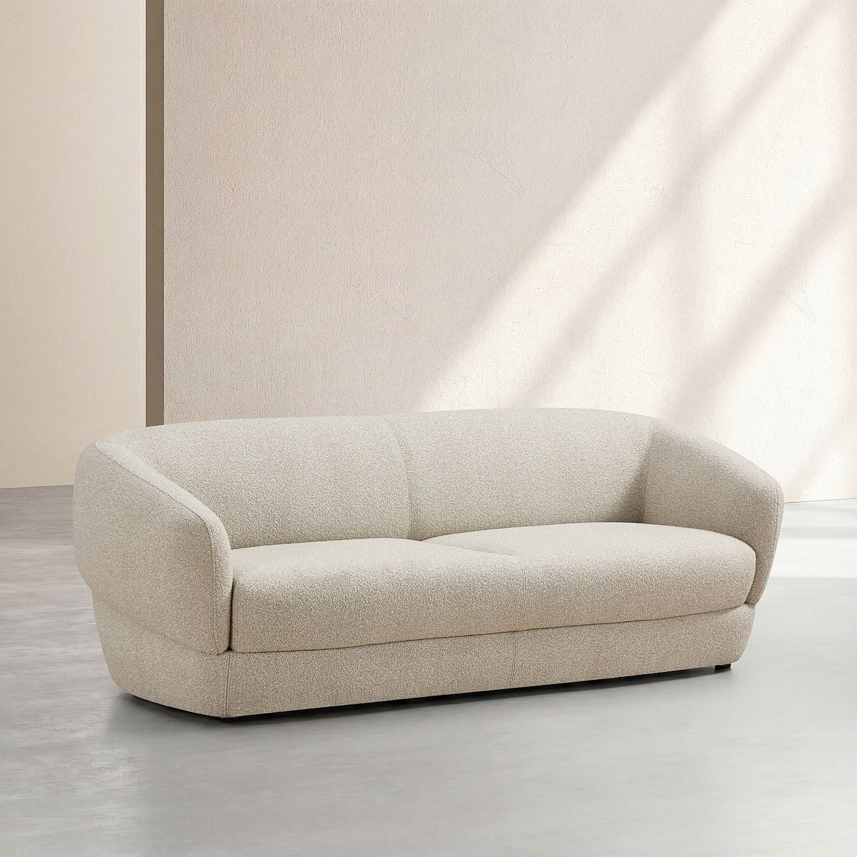 Canapé en tissu bouclette courte TEGLIO beige, HABITAT