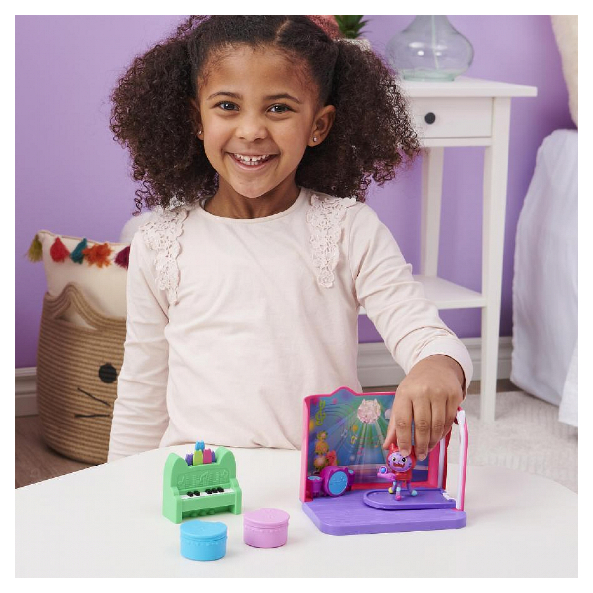 Gabby's Dollhouse - Salle de musique Groovy avec la figurine de Daniel James Catnip multicolore, SPIN MASTER