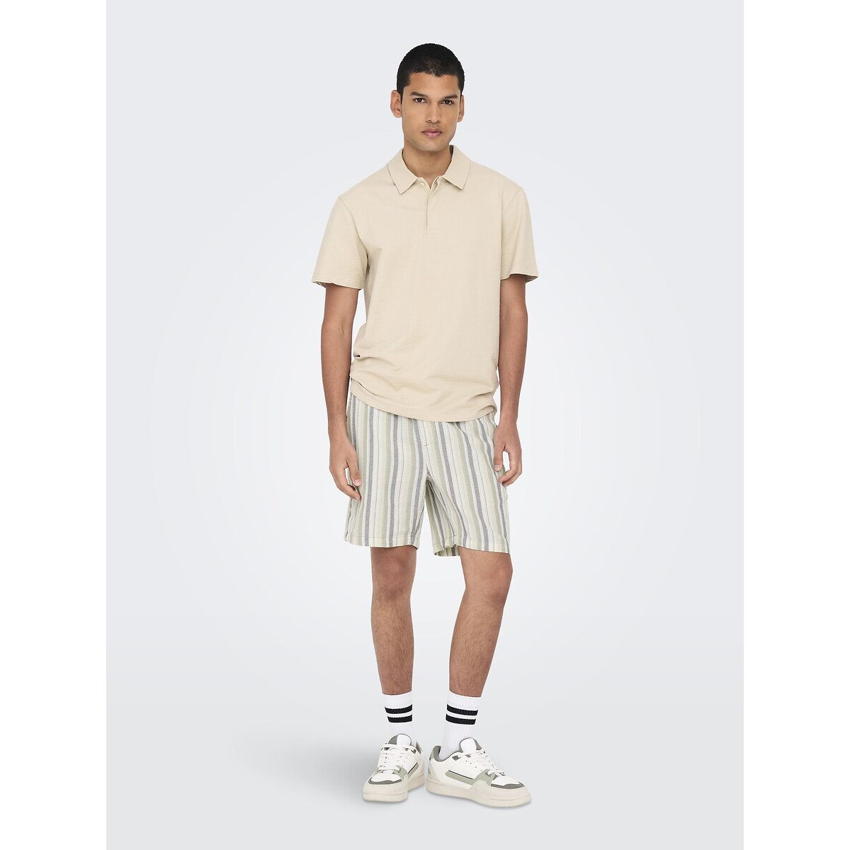 Pantaloncini in maglia con coulisse verde, ONLY & SONS