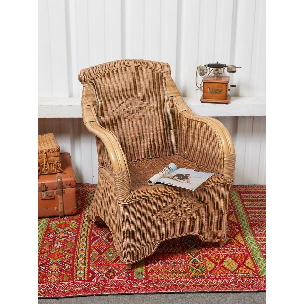 Grand fauteuil en osier Ernest N°1090 - Bon état bois clair, DEBONGOUT