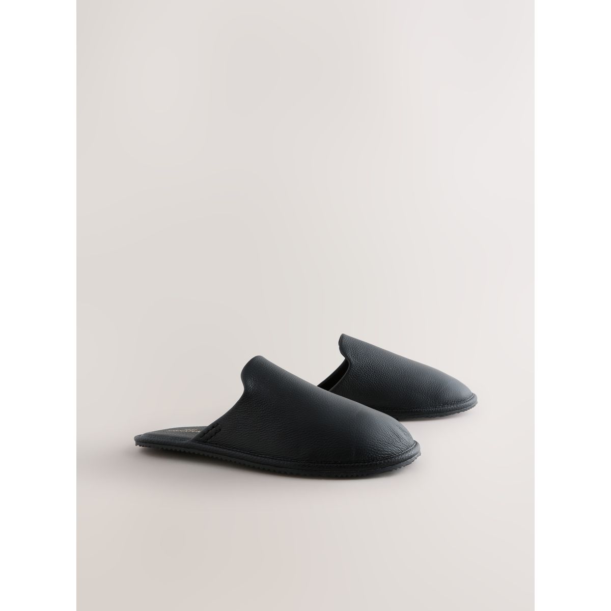 Chaussons mules en cuir signature noir, NEXT