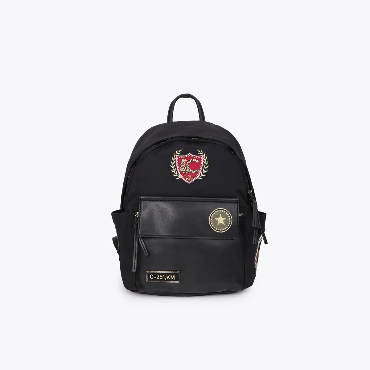 Sac à dos avec broderies et patchs noir, LOLA CASADEMUNT
