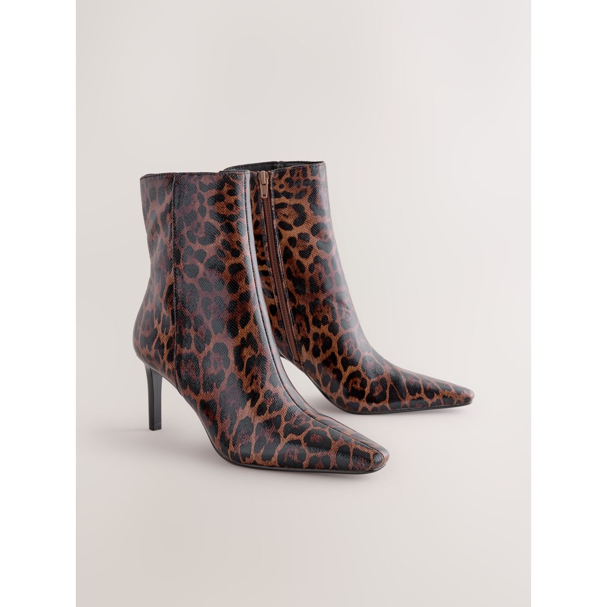 Bottines forever comfort® avec bout ciselé imprimé léopard, NEXT