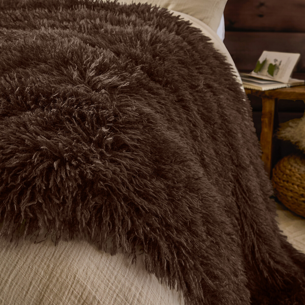 Rowan Faux Fur Throw chocolate, FURN.