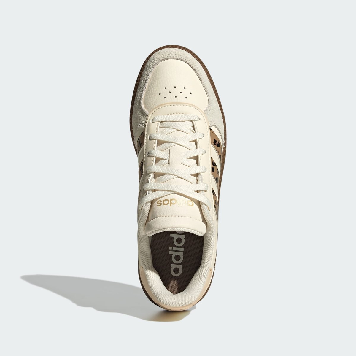 Baskets en cuir BREAKNET SLEEK cream white / cardboard / sand strata, ADIDAS SPORTSWEAR