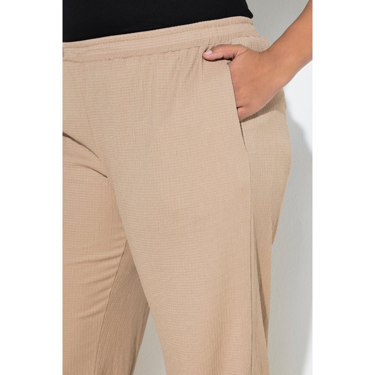 Pantalon en crêpe chameau, ULLA POPKEN