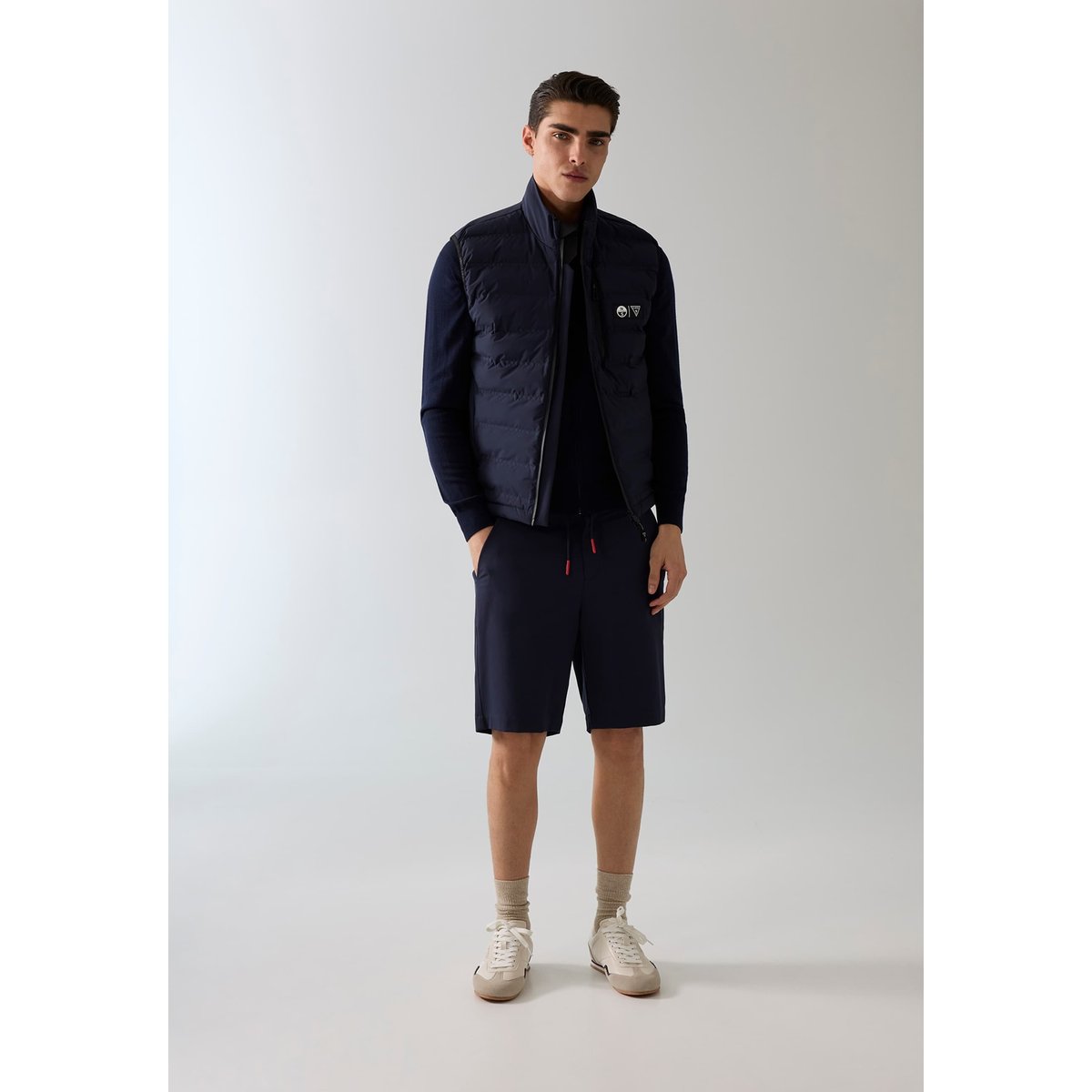 Veste Sans Manches Matelassée bleu foncé, GUESS