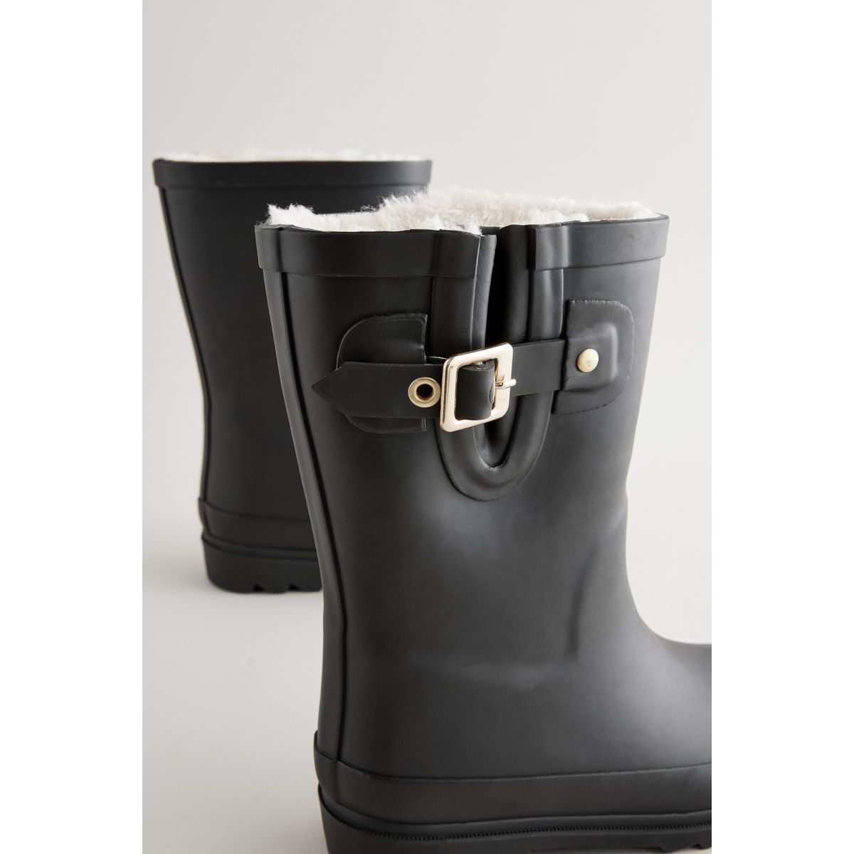 Bottes avec doublure chaude bout rond noir, NEXT