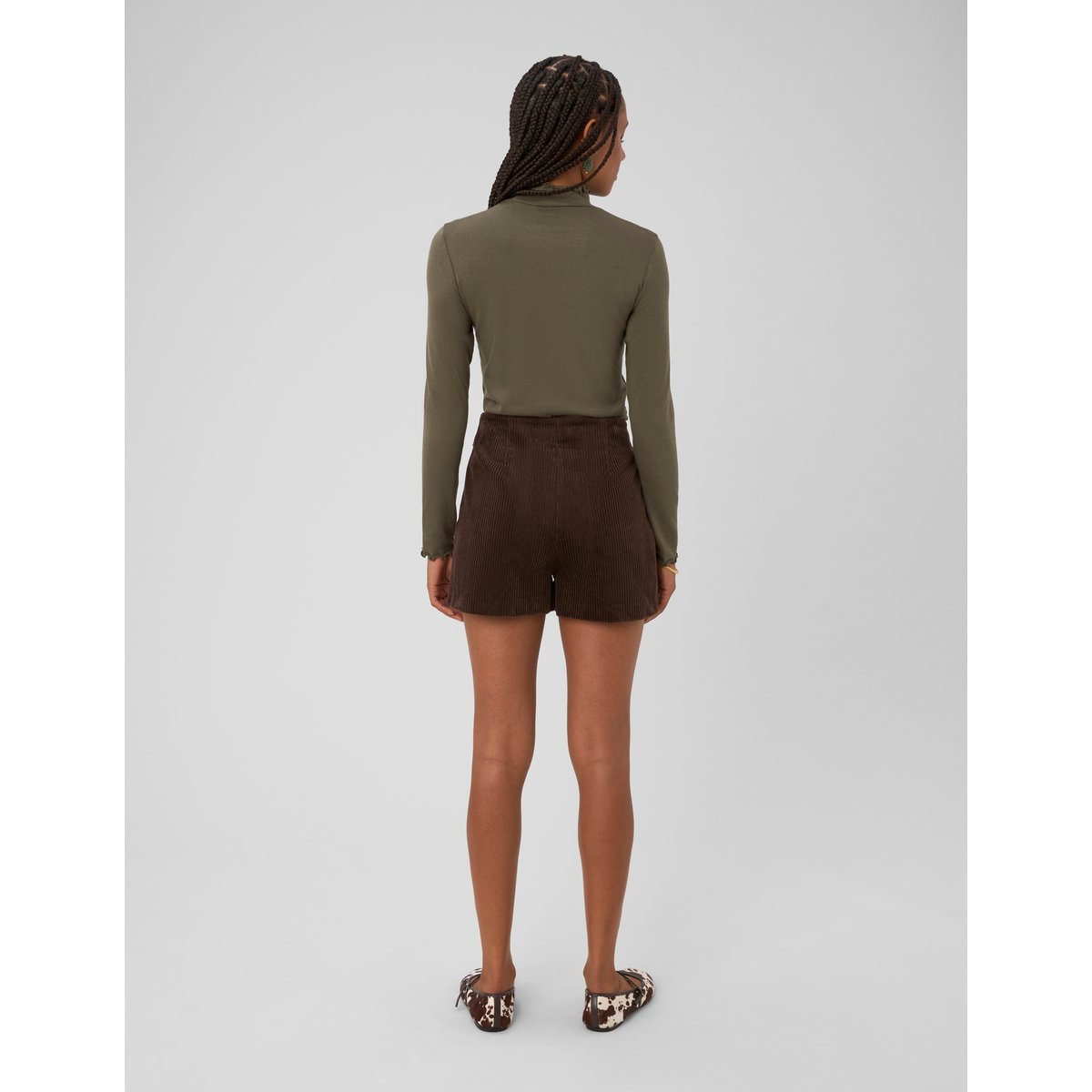Short en velours marron foncée, BZB