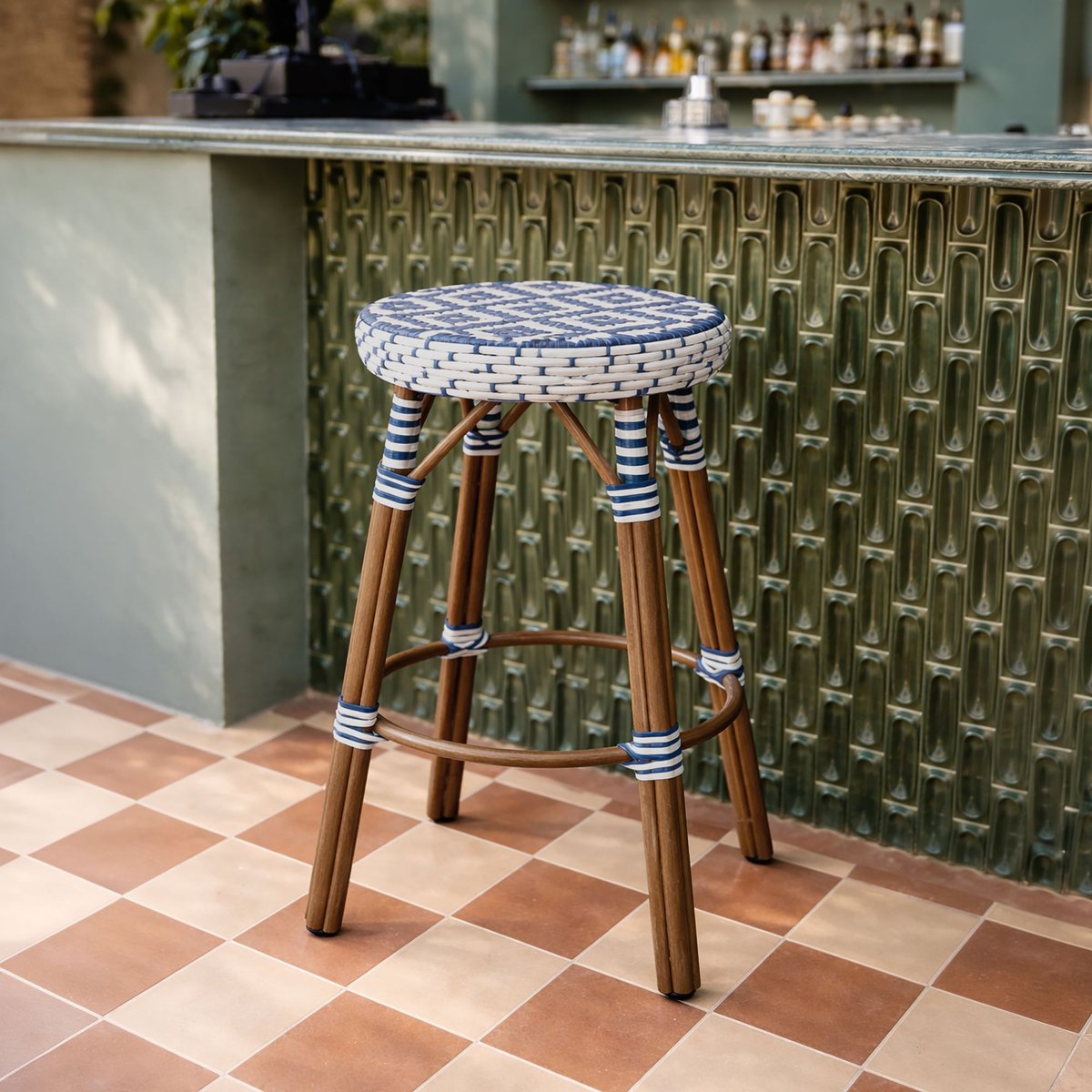 Tabouret de bar effet rotin naturel, SCALA bleu, NOW'S HOME