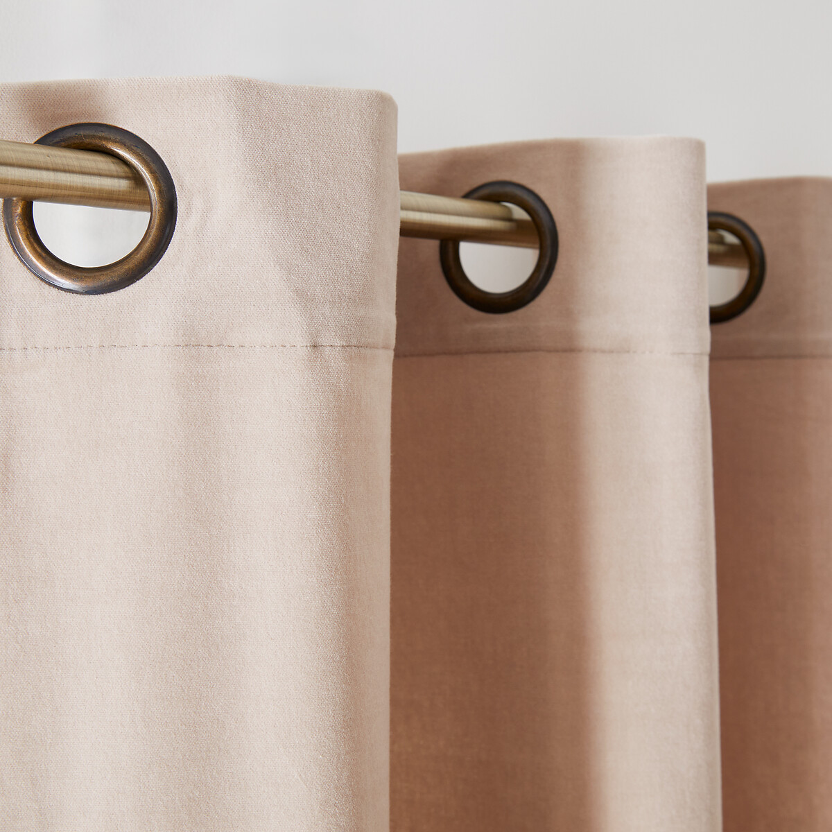 Cortinado em veludo com ilhós, Velvet bege, LA REDOUTE INTERIEURS
