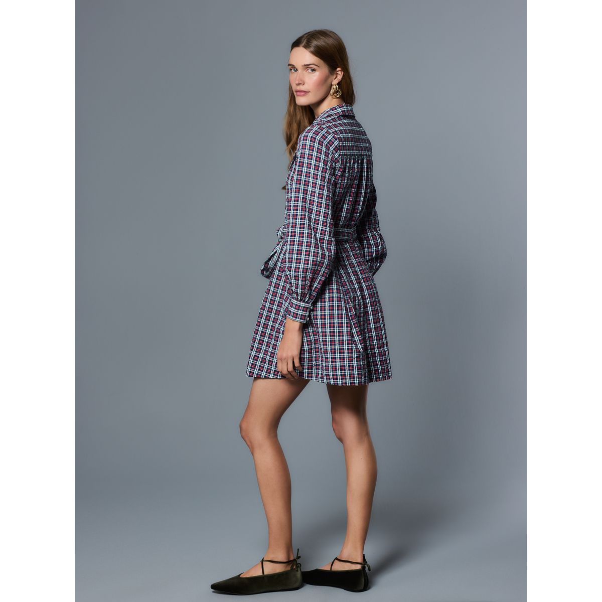 Robe chemise avec col et manches longues bleu marine/rouge à carreaux, NEXT