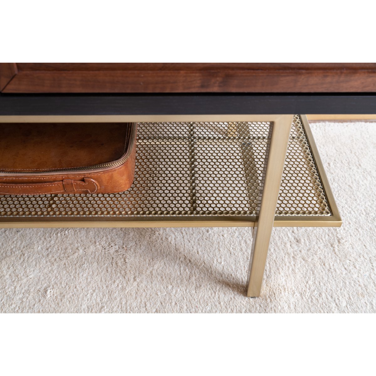 Meuble d'entrée en noyer plaqué NEUTRA bois foncé, PRODUIT INTERIEUR BRUT